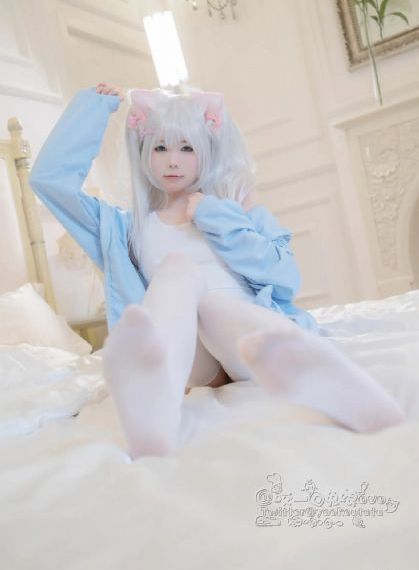 年轻的女学生免费观看_DVD在线观看