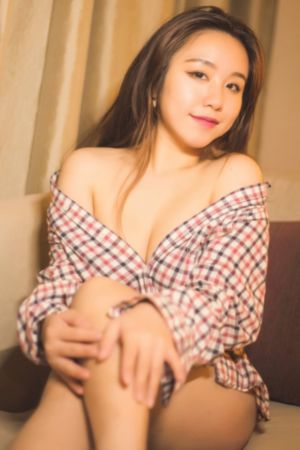 韩国理论片紧身裤中文字幕_蓝光免费在线观看