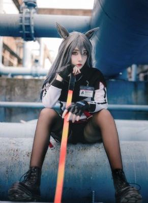 精品粉嫩18虎白女20p_完整无删减版